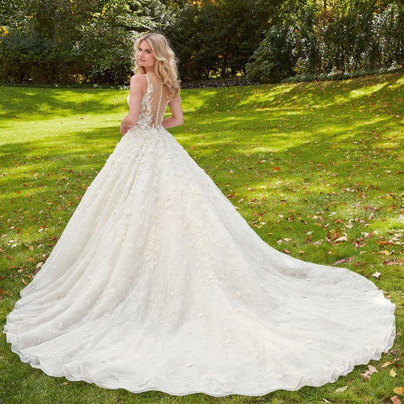 Ballgown Morilee Wedding Dress - Picture 2 of 7